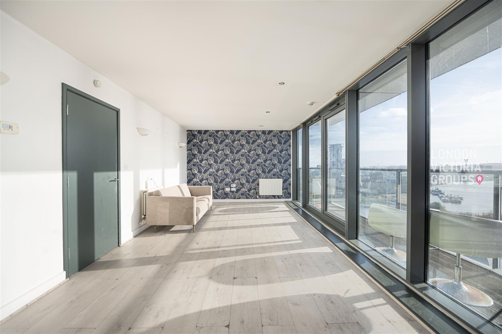 2 bed property in Neutron Tower, 6 Blackwall Way, London